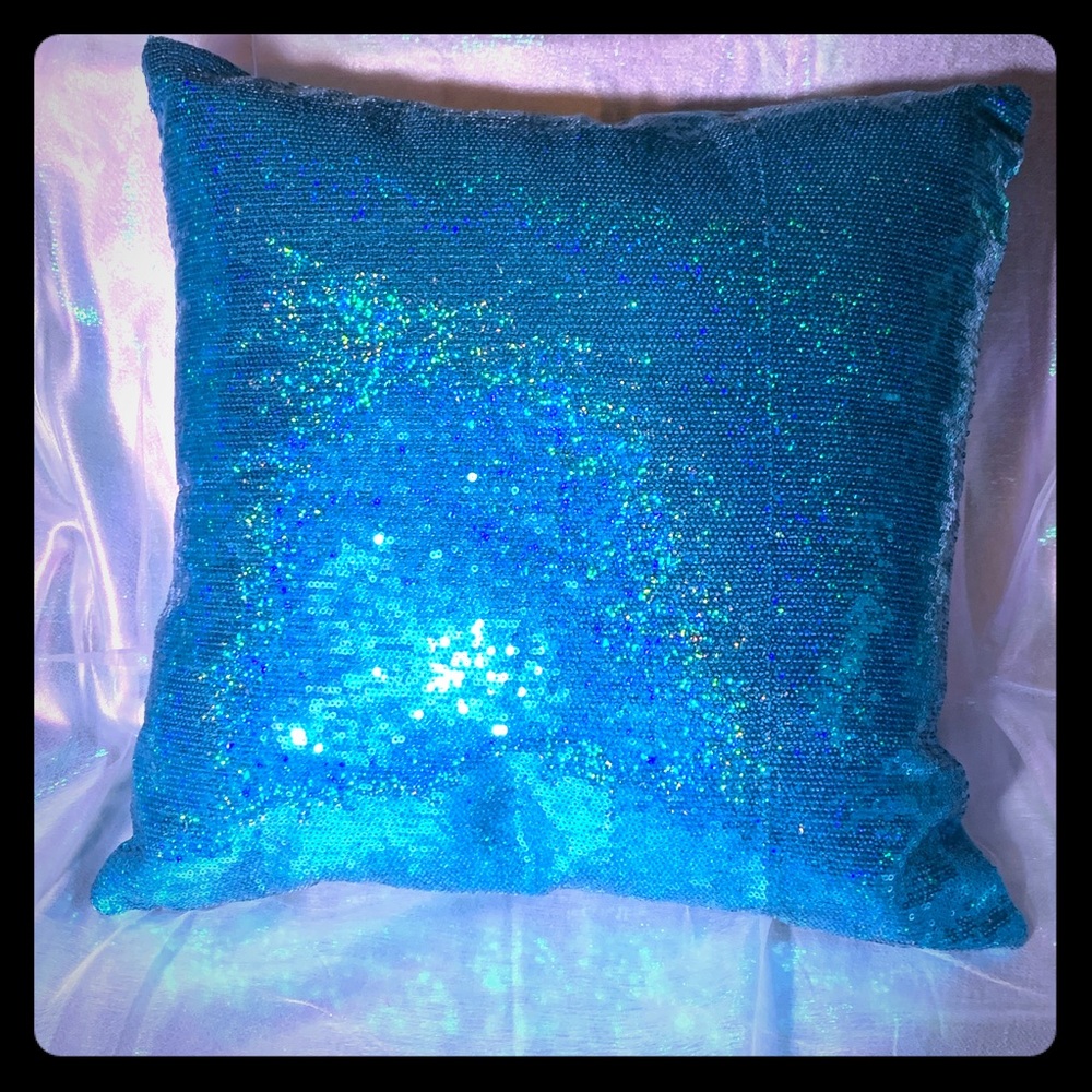Choice of 2 colors—Sequined throw pillows-